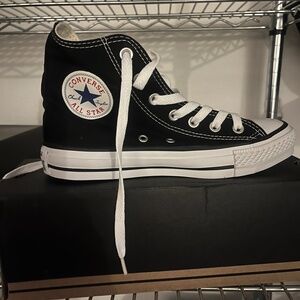 New converse high top black sz 6.5